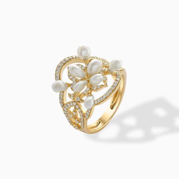 Pearl Garden Flower Ring, Medium